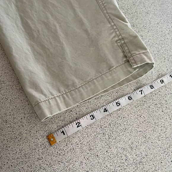 Royal Robbins beige high rise capris - Picture 6 of 10